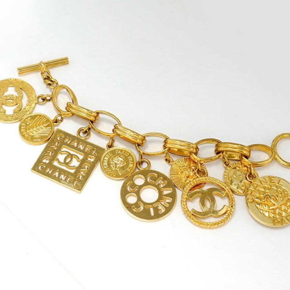 CHANEL CC Coco PARIS Multi Charm Toggle Bracelet 7" Gold Tone 93A Auth w/Box - Picture 4 of 7
